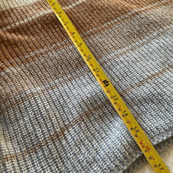 Garage boxy crop sweater - Picture 7 of 8